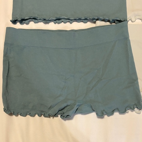 Women's Ruffled Intimates Set - Size Small - Picture 7 of 15